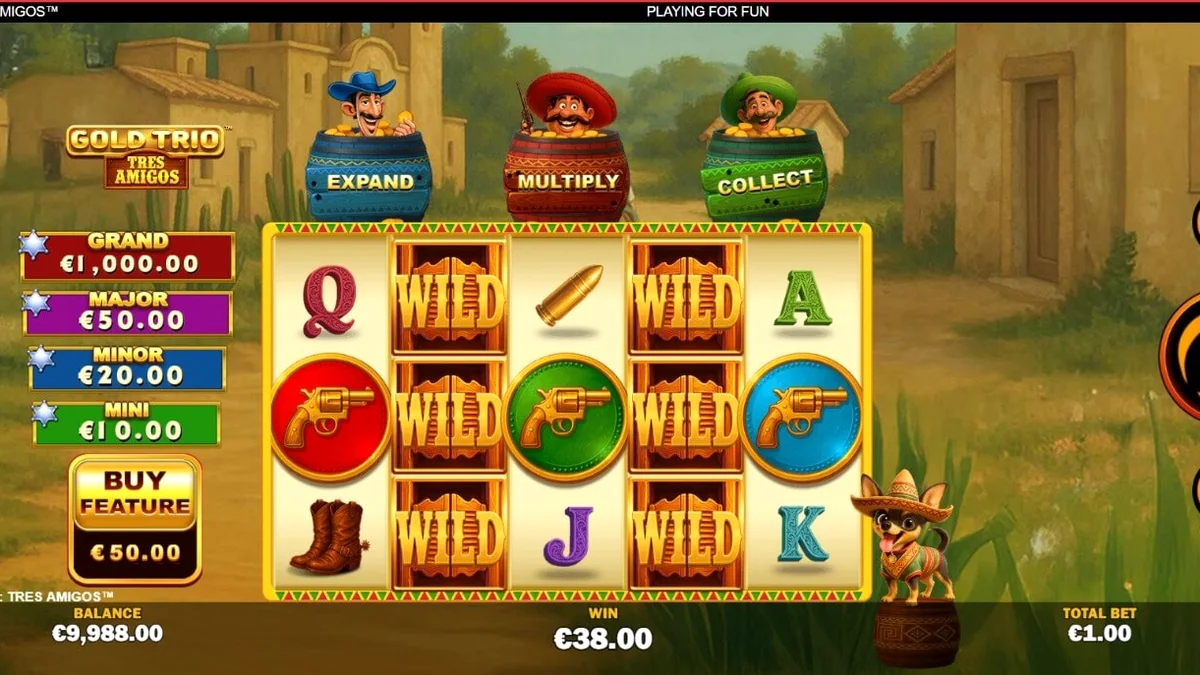 Tampilan layar permainan slot Gold Trio: Tres Amigos dengan tiga bandit di atas gulungan dan koin berwarna-warni.